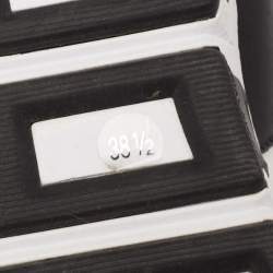 مملوكة مسبقًا حذاء رياضي غوتشي جي جي متداخلة جلد أبيض/أسود برباط عنق منخفض مقاس 38.5