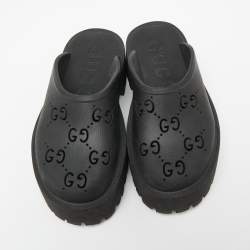 مملوكة مسبقًا صندل غوتشي مطاط أسود نعل سميك شعار جي جي مقاس 37