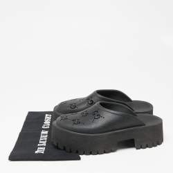 مملوكة مسبقًا صندل غوتشي مطاط أسود نعل سميك شعار جي جي مقاس 37