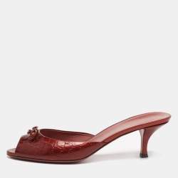 مملوكة مسبقًا Gucci Rust Guccissima Patent Leather Bow Peep-Toe Slide Sandals Size 38.5