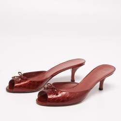 مملوكة مسبقًا Gucci Rust Guccissima Patent Leather Bow Peep-Toe Slide Sandals Size 38.5