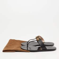 مملوكة مسبقًا Gucci Black Leather GG Thong Flat Sandals Size 38