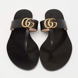 مملوكة مسبقًا Gucci Black Leather GG Thong Flat Sandals Size 38