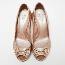 Pre Owned حذاء كعب عالي غوتشي نيو هوليوود هورسبيت جلد غوتشيسيما وردي لامع مقدمة مفتوحة مقاس 36