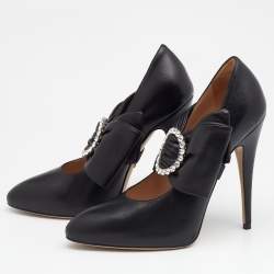 مملوكة مسبقًا Gucci Black Leather Elaisa Removable Crystal Embellished Bow Strap Pumps Size 37