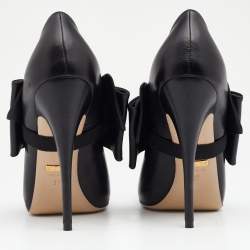 مملوكة مسبقًا Gucci Black Leather Elaisa Removable Crystal Embellished Bow Strap Pumps Size 37