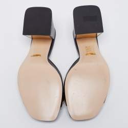 مملوكة مسبقًا صندل سلايد غوتشي جلد أسود مزين هورسبيت كعب مربع سميك مقاس 37.5