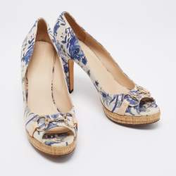 Gucci White/Blue Floral Print Canvas Horsebit Peep Toe Platform Pumps Size 40.5