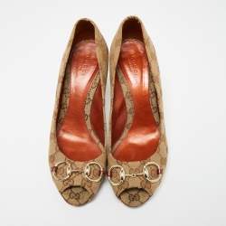 Pre Owned Gucci Beige/Brown GG Canvas Horsebit Peep-Toe Pumps Size 39.5