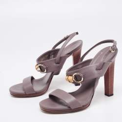 Pre Owned صندل غوتشي جلد رصاصي نعل سميك بحزام للكاحل مقاس 39