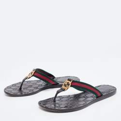 مملوكة مسبقًا Gucci Black Leather And Web Interlocking G Thong Flats Size 37