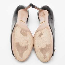 Pre Owned حذاء كعب عالي غوتشي جوليني جلد لامع ميكروغوتشيسيما أسود مزين هورسبيت مقدمة مفتوحة مقاس 37.5