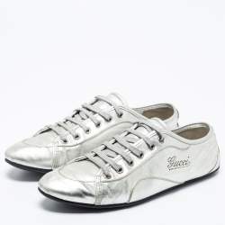 مملوكة مسبقًا Gucci Silver Leather Logo Low-Top Sneakers Size 40