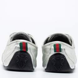 مملوكة مسبقًا Gucci Silver Leather Logo Low-Top Sneakers Size 40