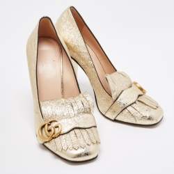 مملوكة مسبقًا Gucci Gold Crinkled Leather GG Marmont Fringed Block Heel Pumps Size 40