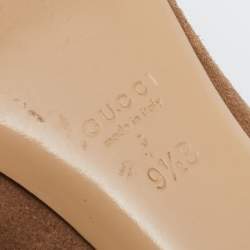 Pre Owned حذاء كعب عالي غوتشي سويدي بني مزين حرف جي متداخل مقدمة مستديرة مقاس 39.5