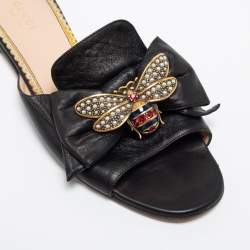 Pre Owned Gucci Black Leather Ivory Embellished Bee Flat Sandals Size 38