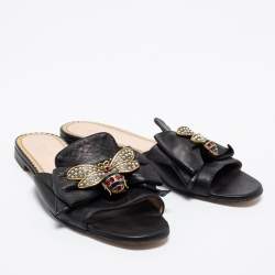 Pre Owned Gucci Black Leather Ivory Embellished Bee Flat Sandals Size 38