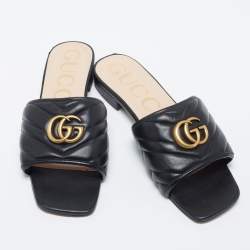 مملوكة مسبقًا Gucci Black Quilted Leather Jolie Logo Flat Slide Sandals Size 39