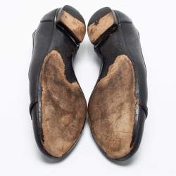 Pre Owned Gucci Black Leather Chain Link Accents Ballet Flats Size 38