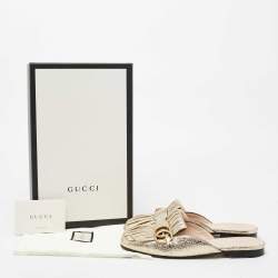 مملوكة مسبقًا حذاء سلايد غوتشي مارمونت كيلتي جي جي جلد ميتالك ذهبي بشراشيب مقاس 37.5