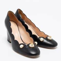 Pre Owned Gucci Black Scalloped Leather Pearl Embellished Willow Block Heel Pumps Size 37.5