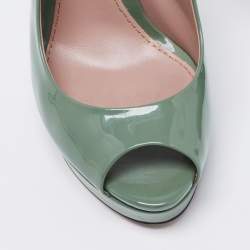 Pre Owned Gucci Green Patent Leather Peep Toe Platform Slingback Pumps Size 39