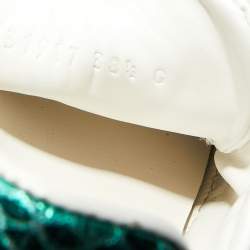 مملوكة مسبقًا حذاء رياضي غوتشي ايس جلد أبيض مطرز مورد بعنق منخفض مقاس 38.5