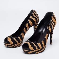 Pre Owned Gucci Brown/Black Calf Hair Betty Open Toe Platform Pump Size 36