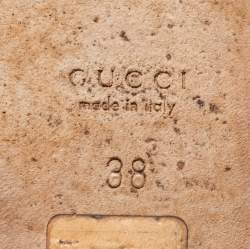 مملوكة مسبقًا صندل بإصبع غوتشي فلات جلد أزرق تركواز شراشيب مزين بشعار هورسبيت مقاس 38