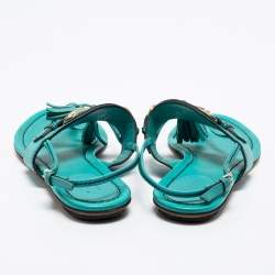 مملوكة مسبقًا صندل بإصبع غوتشي فلات جلد أزرق تركواز شراشيب مزين بشعار هورسبيت مقاس 38