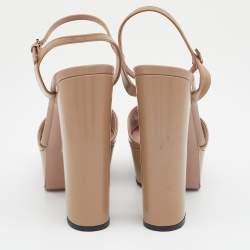 مملوكة مسبقًا Gucci Beige Leather Claudie Horsebit Platform Block Heel Ankle Strap Sandals Size 38.5