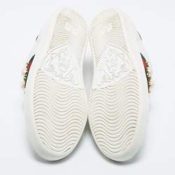 مملوكة مسبقًا حذاء رياضي غوتشي أيس جلد أبيض مرصع سبايك ولؤلؤ صناعي عنق منخفض مقاس 36.5