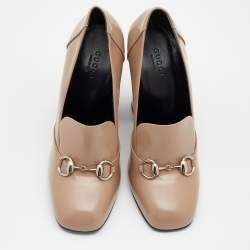 مملوكة مسبقًا Gucci Beige Patent Leather Horsebit Block Heel Pumps Size 38.5