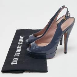 Gucci Slate Grey Patent Leather Peep-Toe Platform Slingback Sandals Size 35.5