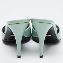 Gucci Green Leather Slide Sandals Size 38