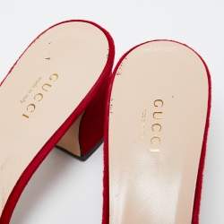 Pre Owned Gucci Red Velvet Bee/Faux Pearl Mid-Heel Slide Sandals Size 40