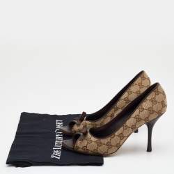 مملوكة مسبقًا Gucci Beige/Brown GG Canvas And Leather Web Bow Peep Toe Pumps Size 38