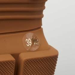 Pre Owned Gucci Gold/White Leather And Mesh Flashtrek Chunky Sneakers Size 39.5