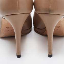 Pre Owned Gucci Beige Leather Horsebit Peep Toe Pumps Size 36.5