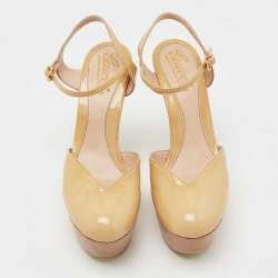 Gucci Beige Patent Leather Ankle Strap Wooden Ankle Strap Clog Size 37 