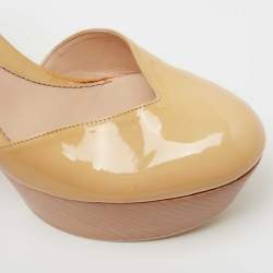 Gucci Beige Patent Leather Ankle Strap Wooden Ankle Strap Clog Size 37 