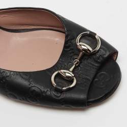 مملوكة مسبقًا Gucci Black Guccssima Horsebit Hollywood Slide Sandal Size 39.5