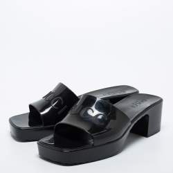 Pre Owned Gucci Black Logo Rubber Slide Block Heel Sandals Size 38