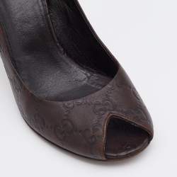 مملوكة مسبقًا Gucci Dark Brown Guccissima Leather Peep Toe Pumps Size 36