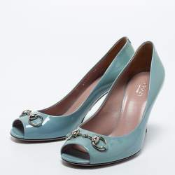 Pre Owned Gucci Light Blue Patent Leather Horsebit Peep Toe Pumps Size 38.5