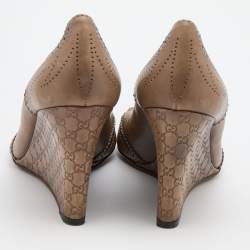 مملوكة مسبقًا Gucci Brown Brogue Leather Open Toe Microguccissima Wedge Pumps Size 38.5
