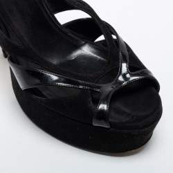 مملوكة مسبقًا Gucci Black Suede Peep Toe  Platform Sandals Size 41