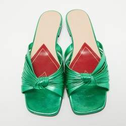 Pre Owned Gucci Metallic Green Knotted Leather Flat Slides Size 39.5
