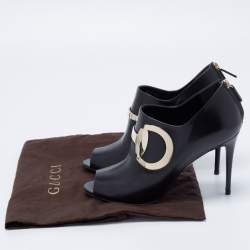 مملوكة مسبقًا Gucci Black Leather Horsebit Roony Booties Size 39